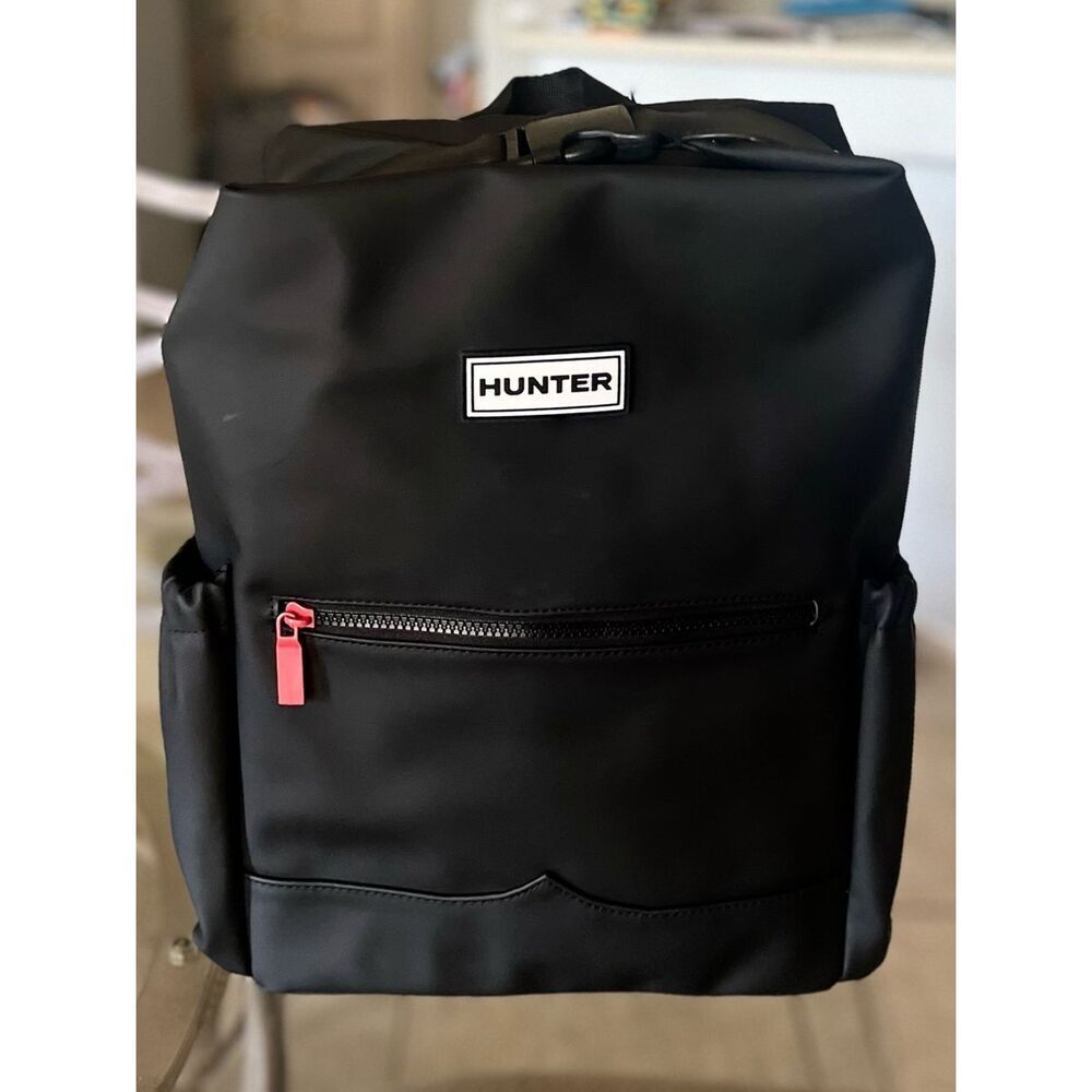 NEW HUNTER Top Pick Backpack OS Black Adjustable Straps Water Resistant Zipper
